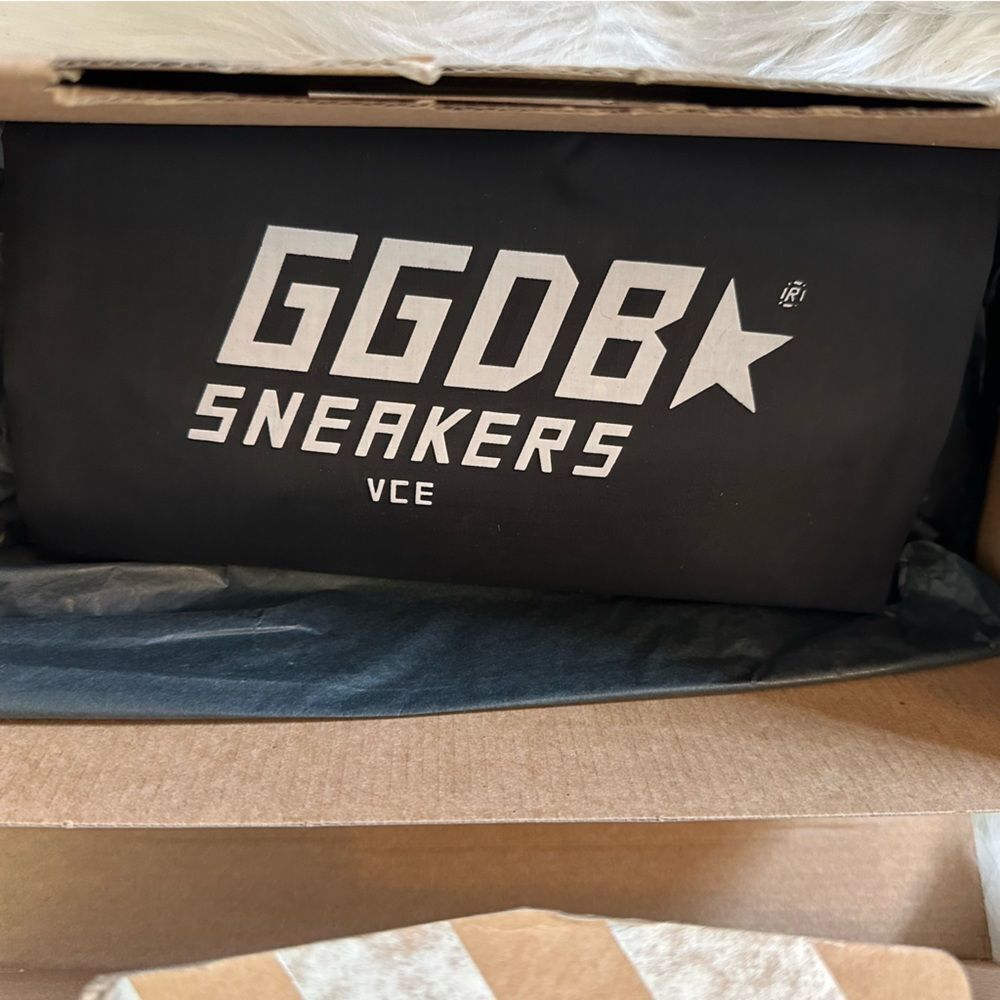 Golden Goose Super-Star Sneakers - Picture 4 of 11